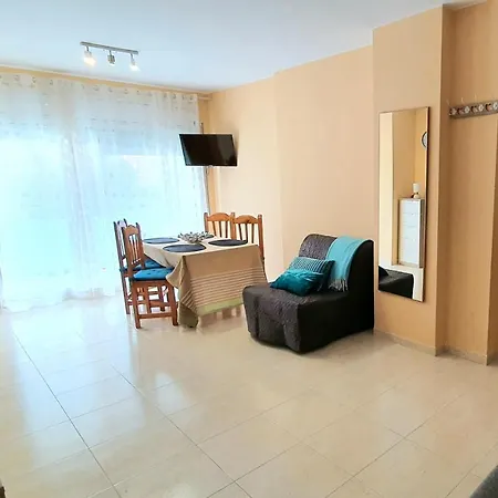 דירה Cozy Near The Beach *