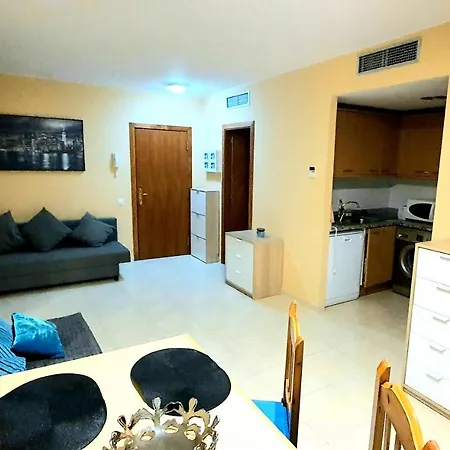 Cozy Near The Beach דירה