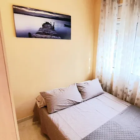 Cozy Near The Beach